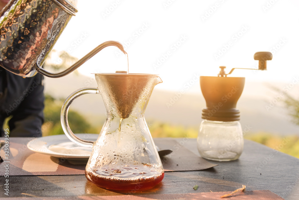 Hand drip coffee hotsell