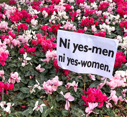 Ni yes - men / ni yes - women