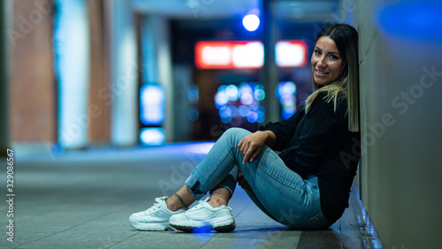 photo shoot young woman hall hotel