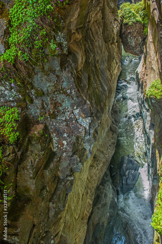 Gornerschlucht bei Zermatt, Wallis, Schweiz Gornerschlucht bei Zermatt, Wallis, Schweiz