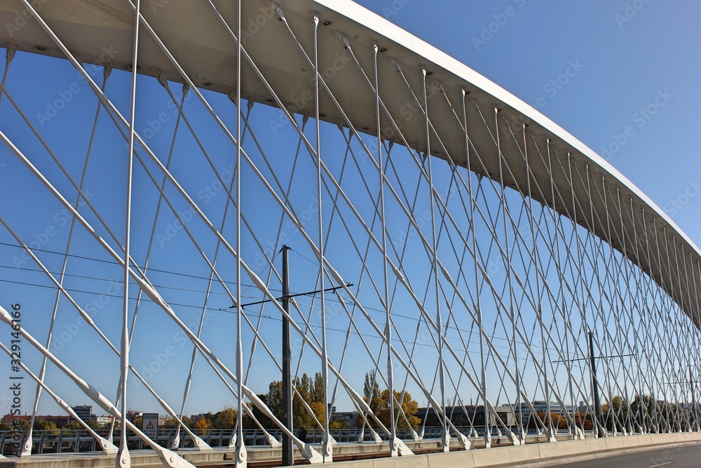 Obraz premium europe bridge urban architecture city
