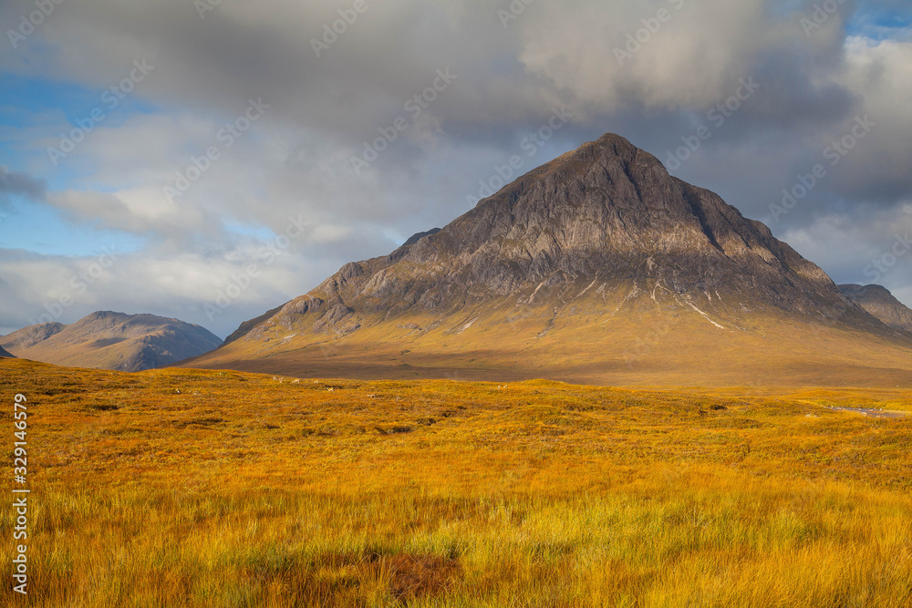 Obraz premium Buachaille Etive Mòr, mountain in Glencoe