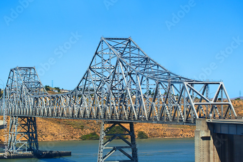 Fachwerkbrücke aus Stahl