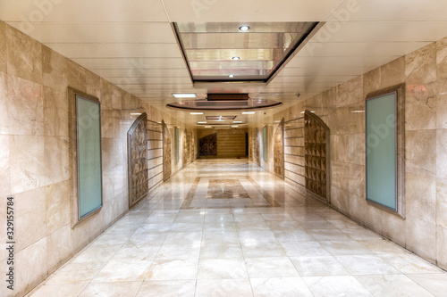 Underground passage finished with granite © ArtEvent ET