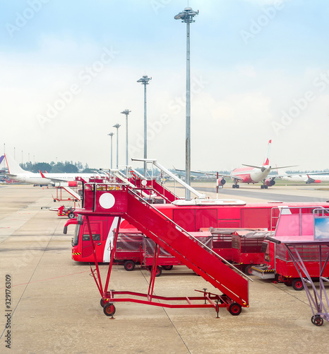 Photography Kuala Lumpur airport, planes, equipment