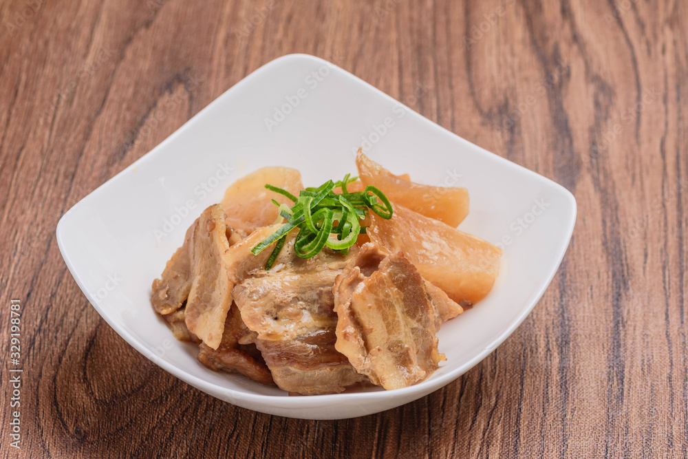 豚肉と大根の煮物 豚肉と大根の煮物