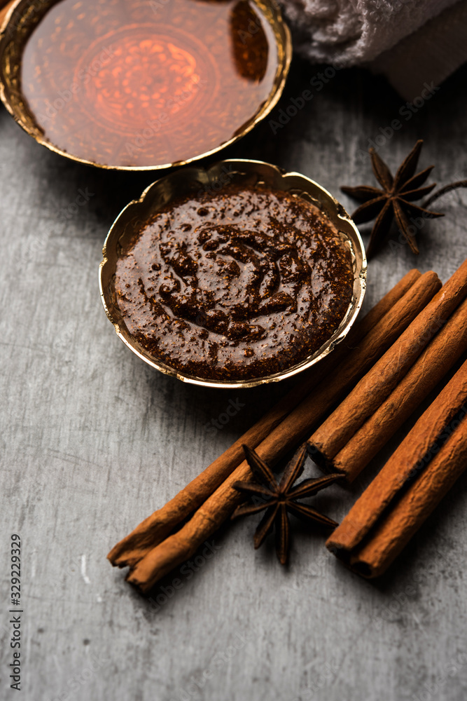 Cinnamon Honey Ayurvedic Face mask made using daalacheenee or Dalchini powder mixed with Shahad, selective focus