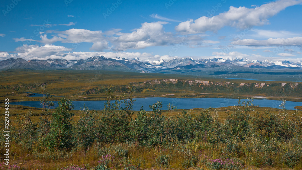 View of Alaskan Mountain Range in Denali National Park, Alaska View of Alaskan Mountain Range in Denali National Park, Alaska