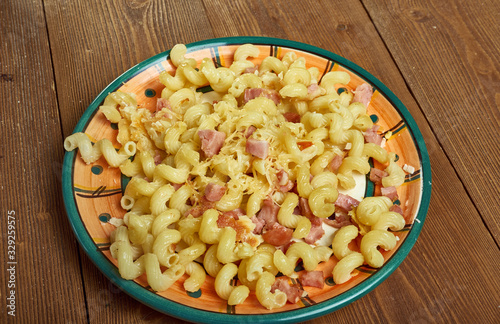 Pimiento Mac and Cheese