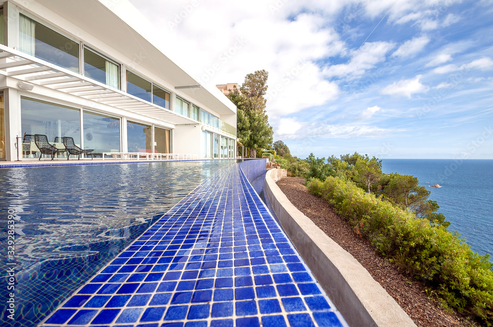 Luxury beach house with sea view. luxury infinity pool and terrace  in modern design, Vacation home for big family.