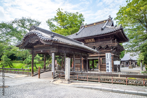 鑁阿寺（ばんなじ）山門 © takeshi