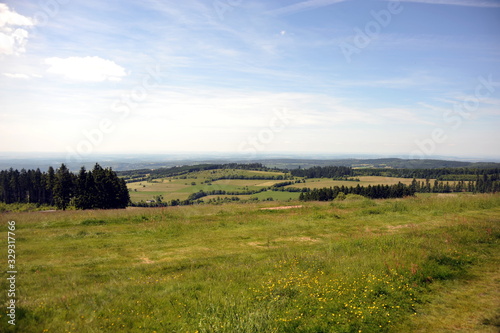 Fototapeta Naklejka Na Ścianę i Meble -  Landschaft rund um den Vogelsberg