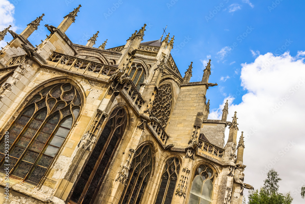 Fototapeta premium Eglise Saint Etienne, ancient Catholic church, Beauvais, France