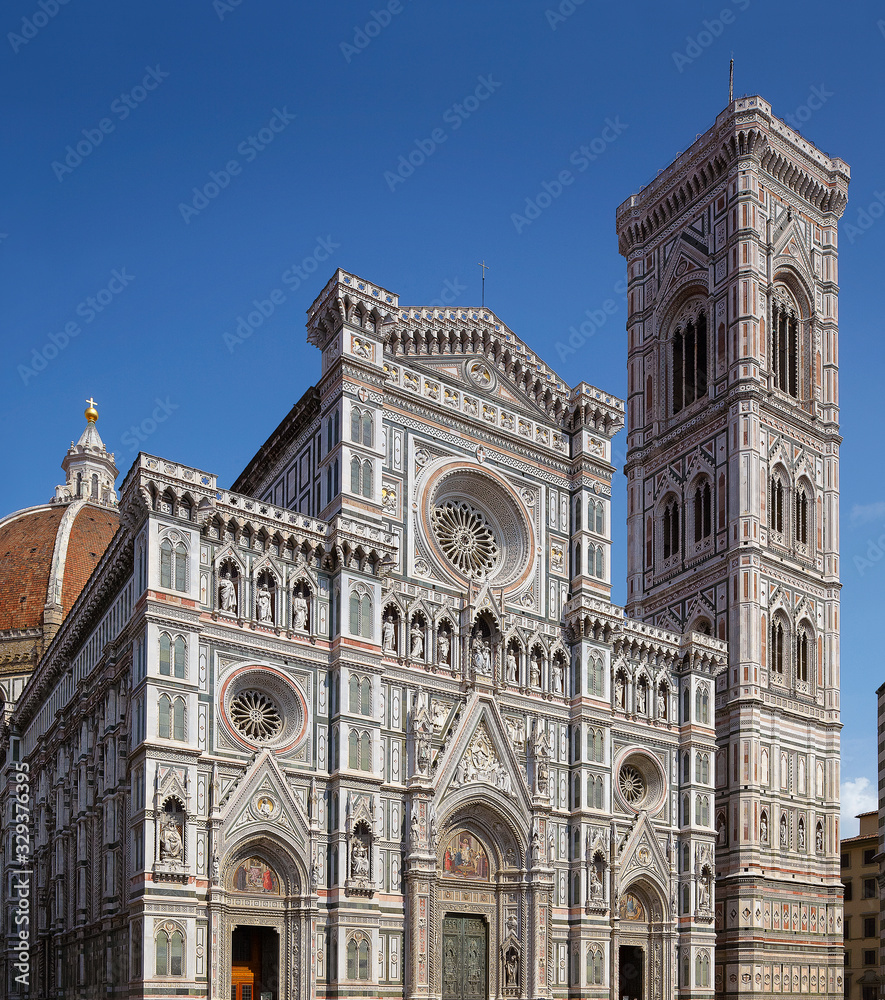 Florence cathedral, Santa Maria del Fiore,  facade detail, piazza del Duomo