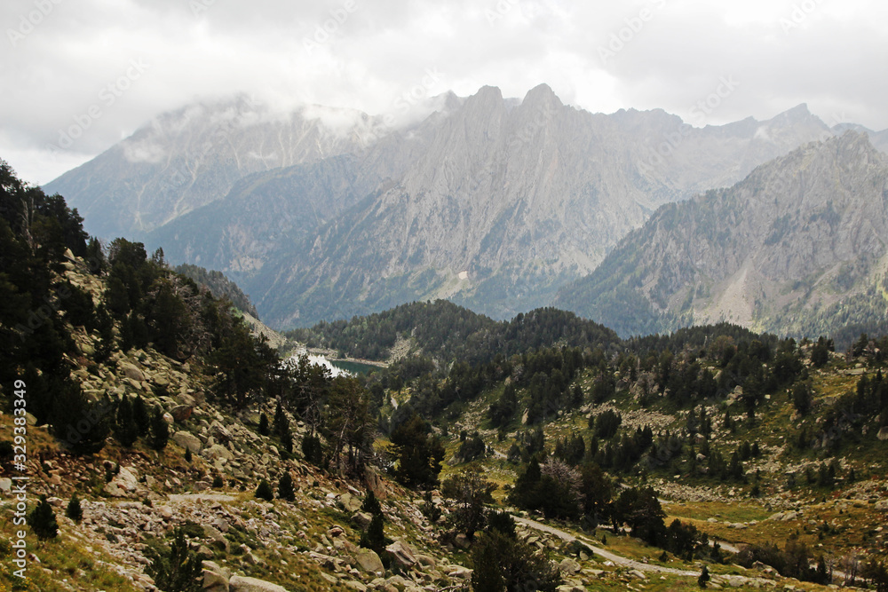 Fototapeta premium Lakes de San Mauricio National Park, Catalonia, Spain