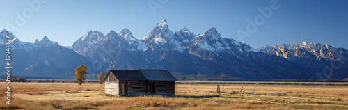 Fotografie Barn within Mormon Row Historic District in Grand Teton National Park, Wyoming -