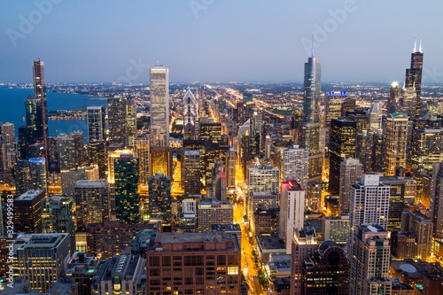 Beautiful aerial view of Chicago skyline at evening, Illinois, USA © Pixels Hunter
