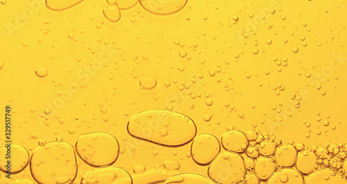 Fényképezés abstract background with bubbles oil.