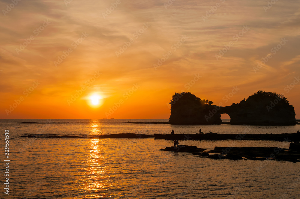 円月島の夕陽