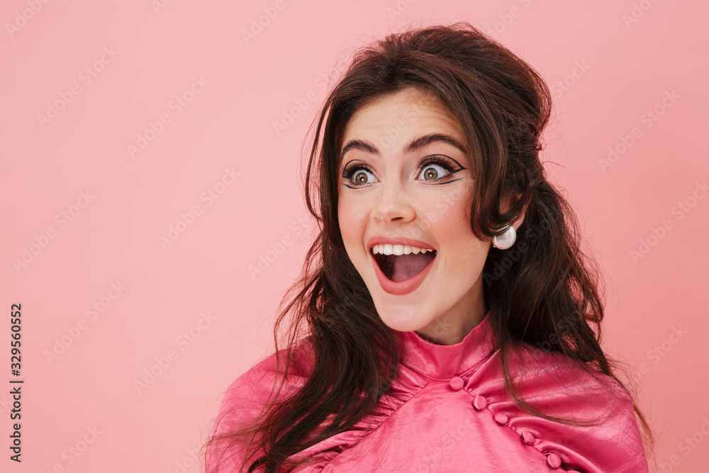 Portrait of a beautiful young brunette woman Portrait of a beautiful young brunette woman