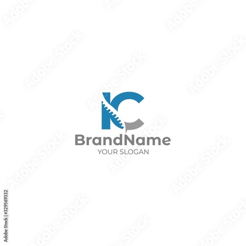 IC Chiropractic Logo Design Vector