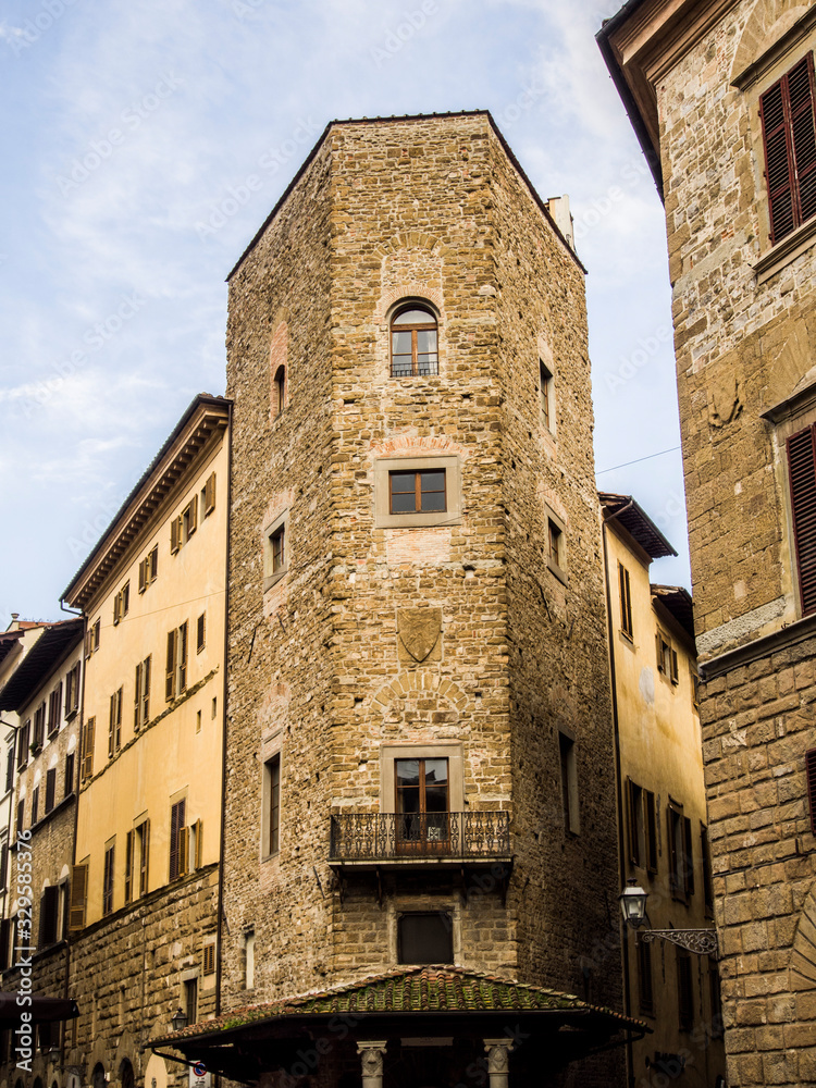 Italia, Toscana, Firenze, un'antica casa torre  del centro storico.