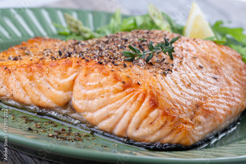 Grilled salmon fillet with pepper