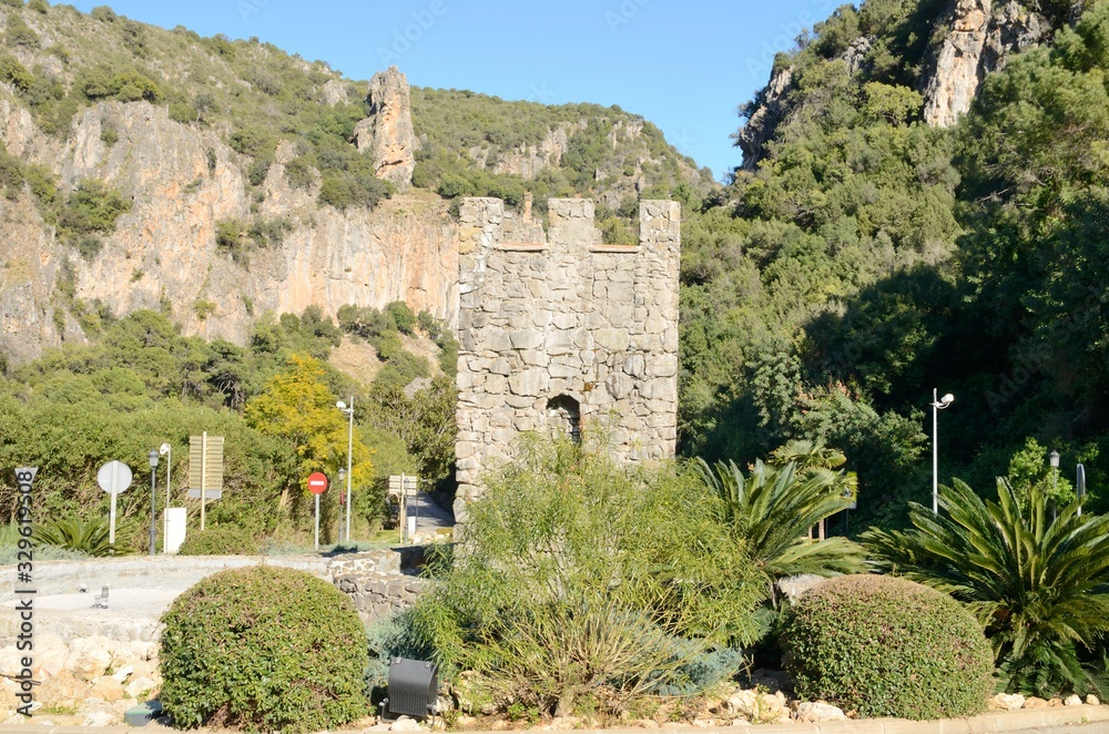 Fototapeta premium Roundabout in Benahavis, Andalusia, Spain