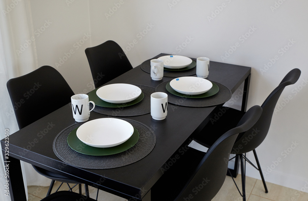 Stół z krzesłami jadalnia Kuchnia meble kuchenne - obrazy, fototapety, plakaty 