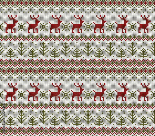 Kniitted seamless Norwegian traditional pattern