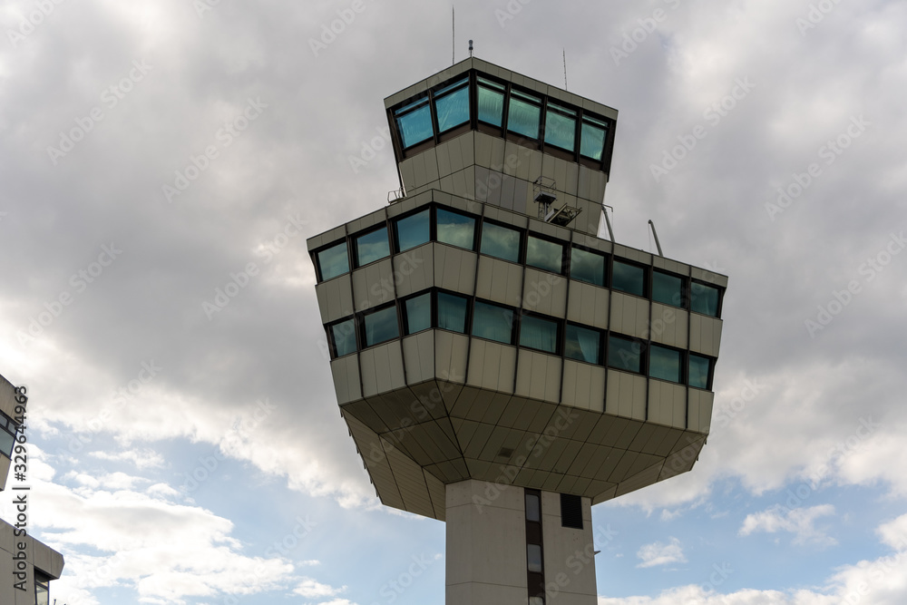 Tegel Flughafen Tower