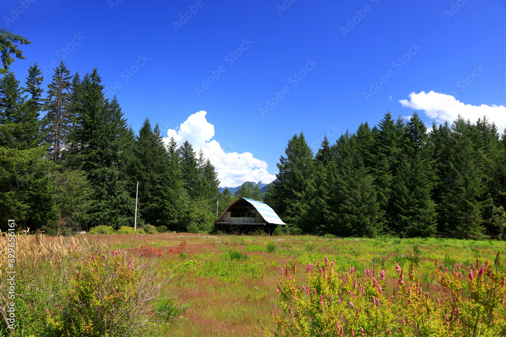 Abandoned barn in rural Washington state Abandoned barn in rural Washington state