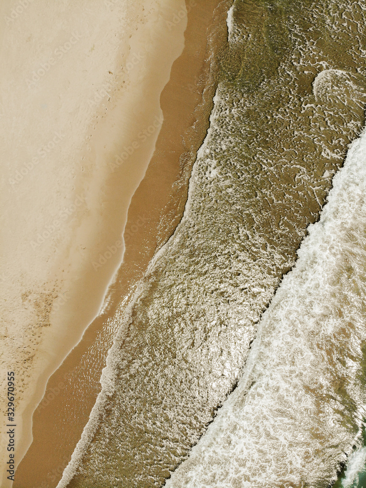 Fotografía aérea de una playa del Delta del Ebro