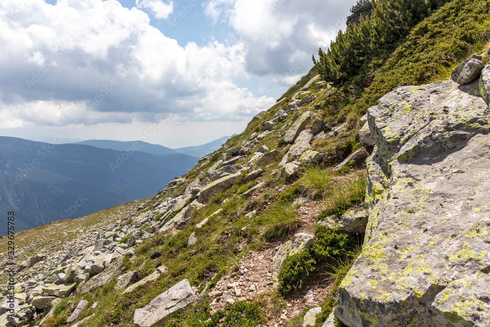 Trail from Prekorets peak to Kupen peak, Rila Mountain, Bulgaria Trail from Prekorets peak to Kupen peak, Rila Mountain, Bulgaria