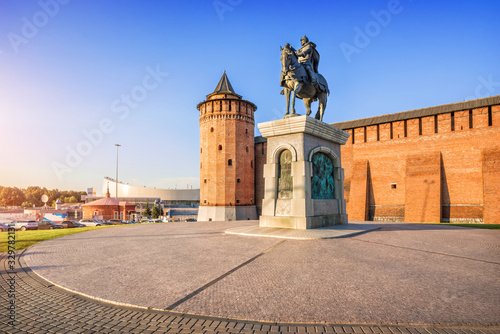 Дмитрий Донской Monument to Dmitry Donskoy photo