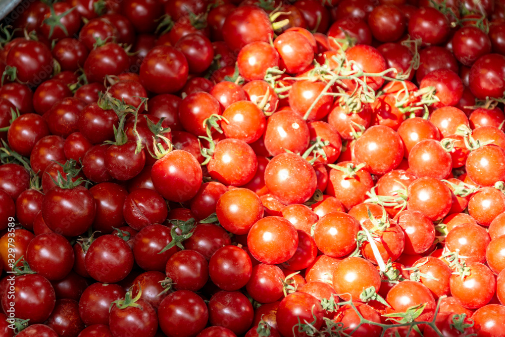 red cherry tomatoes red cherry tomatoes