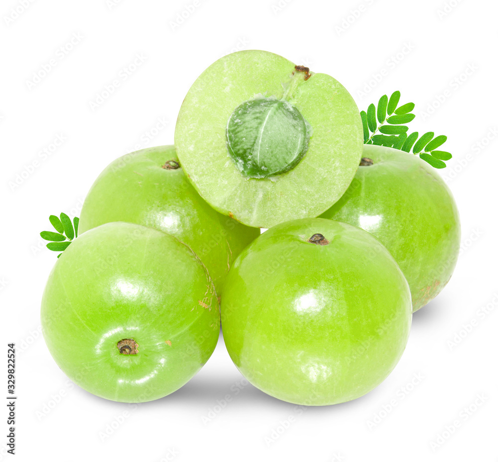 Obraz premium Indian gooseberry isolated on white background