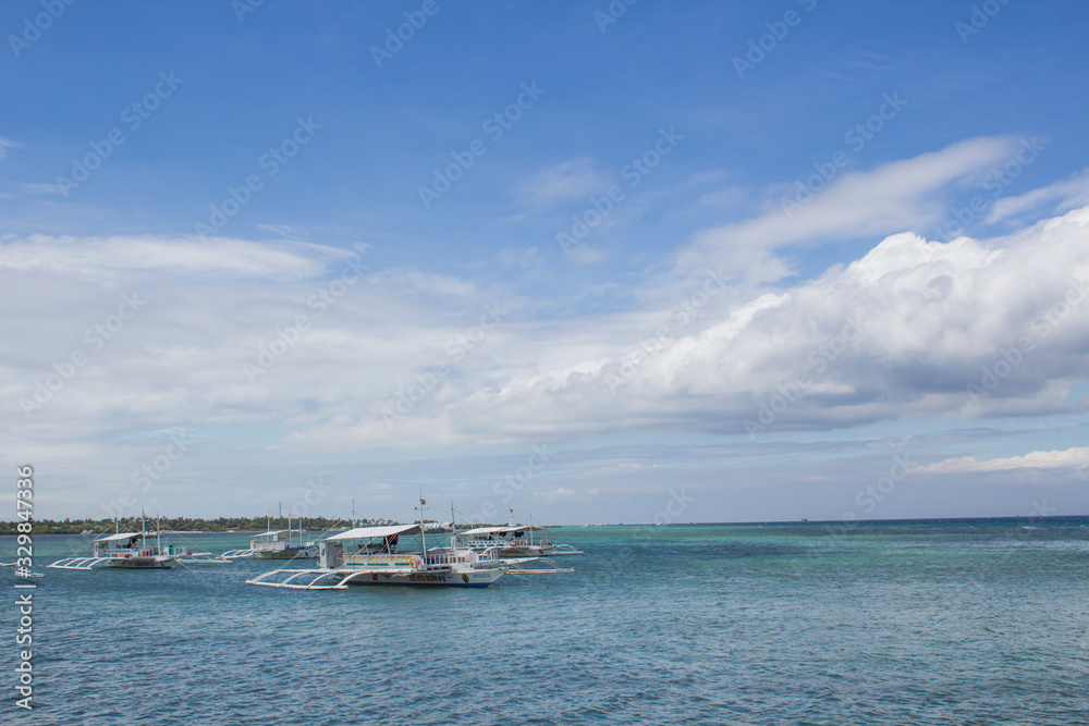 セブ島の海空、ボート　
