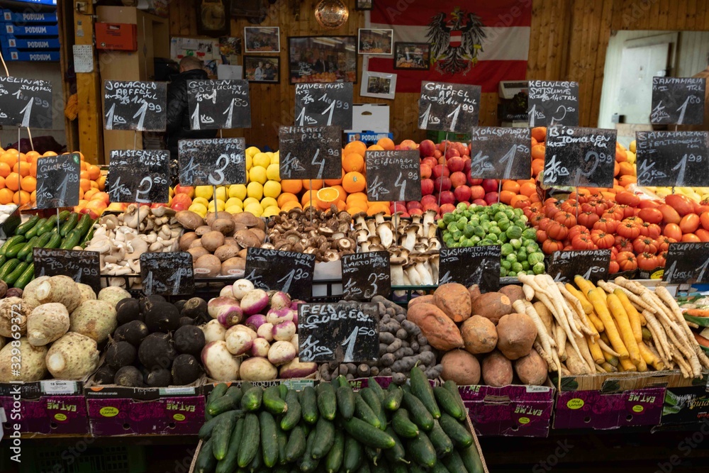 mercato della frutta e verdura fresche