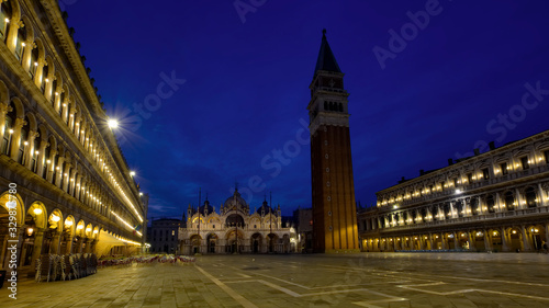 Morgenstimmung auf dem Markusplatz in Venedig