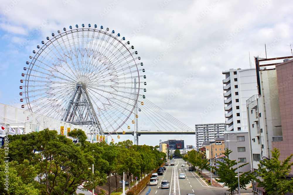 Ferris wheel in Osaka city