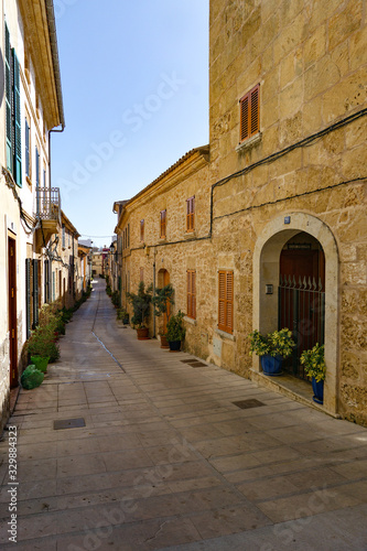 Fototapeta Naklejka Na Ścianę i Meble -  Historische Altstadt von Alcúdia, Mallorca Spanien