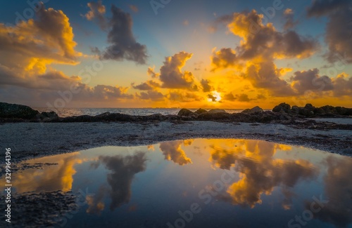 sunrise sunset aquatic lake landscape sunrise sun sea cloud nature dusk beach miami florida summer ocean horizon landscape panorama rocks