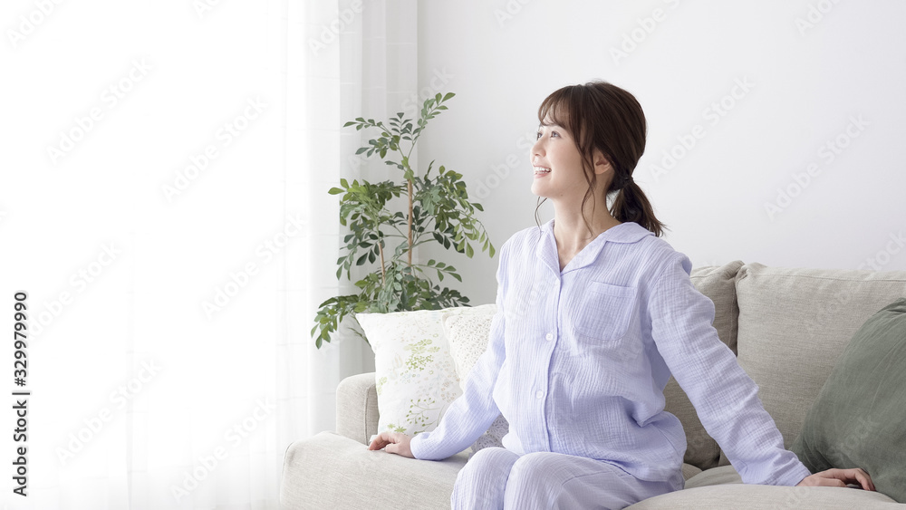 女性　起床