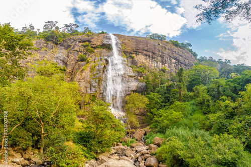 View at 220 m high Diyaluma Falls - second highest waterfall in Sri Lanka.