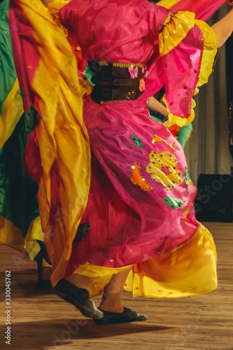 Dancer women in dress © Mykola Komarovskyy