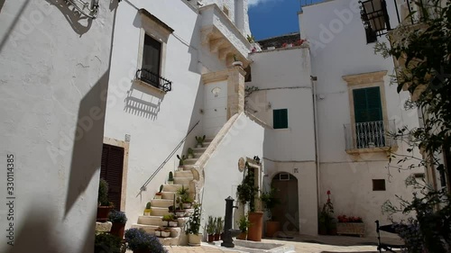 Alleyway. Locorotondo. Puglia. Italy.