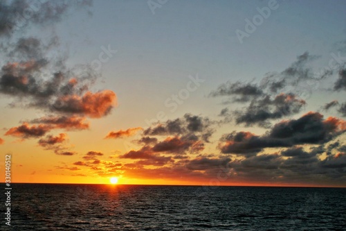Sonnenaufgang über Südatlantik