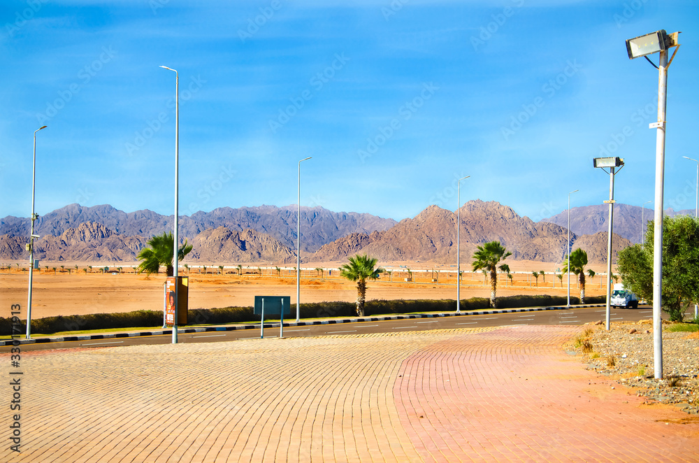 Obraz premium road to nowhere