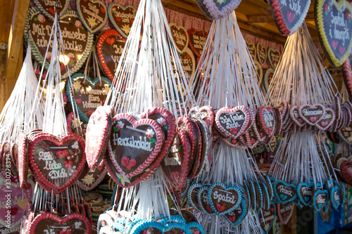 folk festival, hearts made of gingerbread